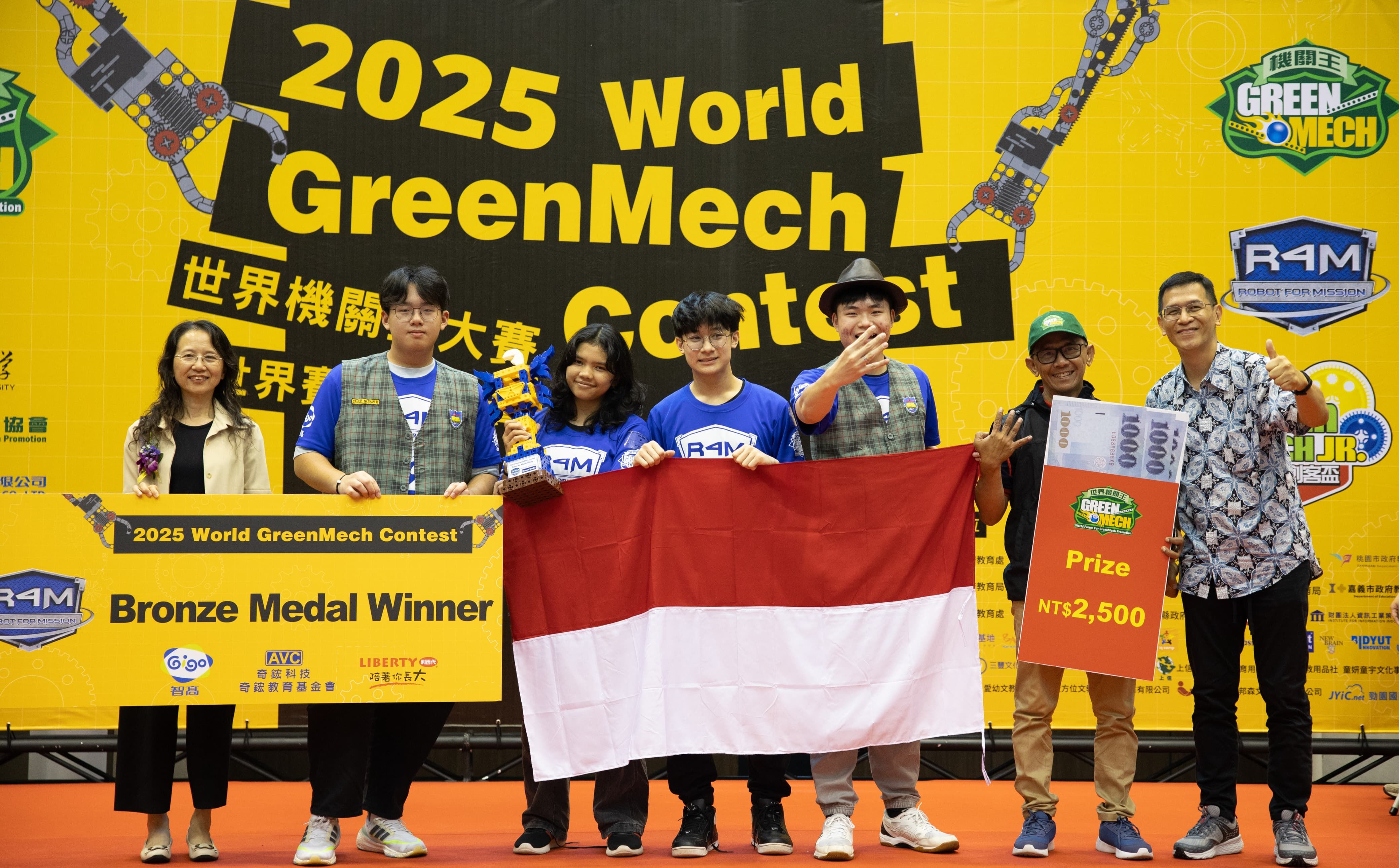 Siswa SMAK 4 PENABUR Berprestasi di Kompetisi Robotik Internasional, Ini Rahasianya